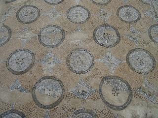 Imagen del mes: mosaicos de la domus suburbana de El Pomar, en Jerez de los Caballeros