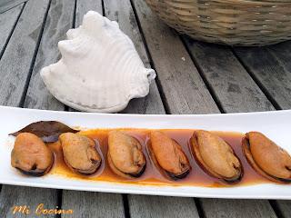 MEJILLONES EN ESCABECHE
