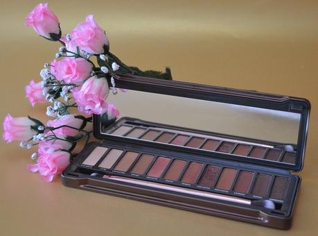 La paleta “Charming Mocha” de EVELINE COSMETICS