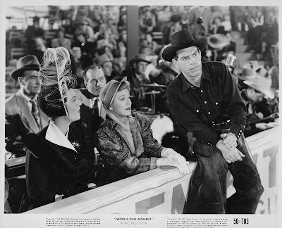 NEVER A DULL MOMENT (NI UN MOMENTO DE RESPIRO) (¡QUÈ VIDA ÉSTA!) (USA, 1950) Comedia, Romántico, Vida normal