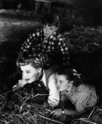 NEVER A DULL MOMENT (NI UN MOMENTO DE RESPIRO) (¡QUÈ VIDA ÉSTA!) (USA, 1950) Comedia, Romántico, Vida normal NEVER A DULL MOMENT (NI UN MOMENTO DE RESPIRO) (¡QUÈ VIDA ÉSTA!) (USA, 1950) Comedia, Romántico, Vida normal