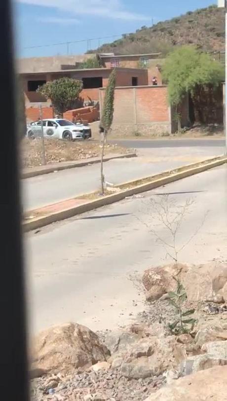 (video) Autoridades estatales se enfrentan con criminales en Villa de Zaragoza (video) Autoridades estatales se enfrentan con criminales en Villa de Zaragoza