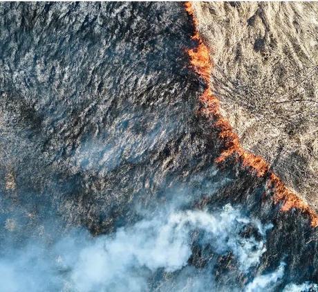 EN EL NOMBRE DE DIOS Y DE SU IRA