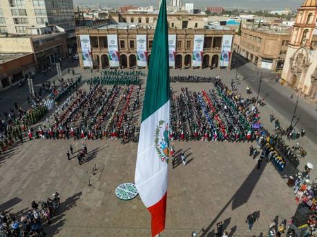 La bandera de México, el emblema de toda nuestra historia: Ricardo Gallardo