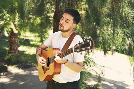 Nicolás Stevens reaparece en gloria y majestad con “Amapola” 9ca491e4-eb26-cadf-31d5-52ffff425dcf