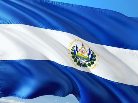 Datos interesantes sobre la bandera de El Salvador