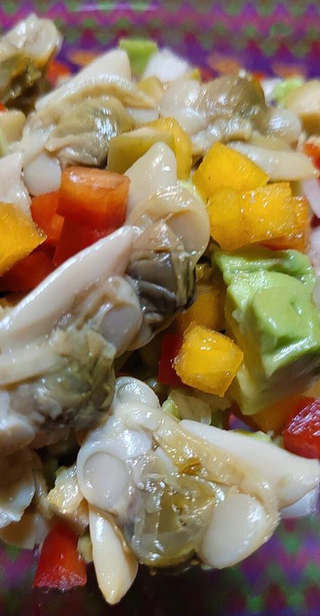 Aperitivo de almejas de las rías gallegas