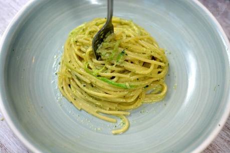 Pasta Con Pesto De Calabacin Y Albahaca 09