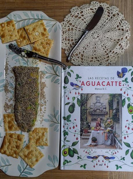 rollo de aguacate y queso 