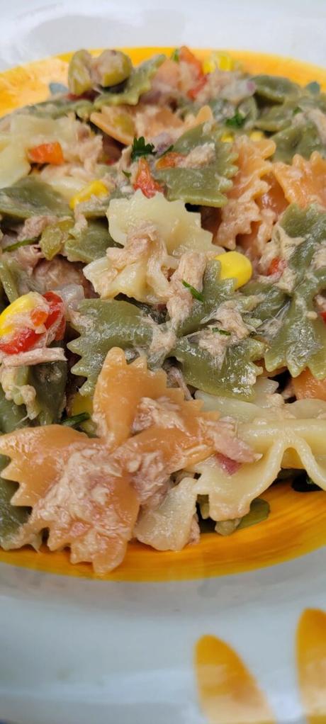 ensalada pajaritas y atun