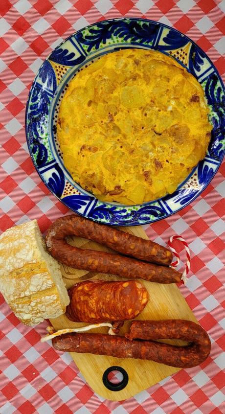 Tortilla de patatas con chorizo