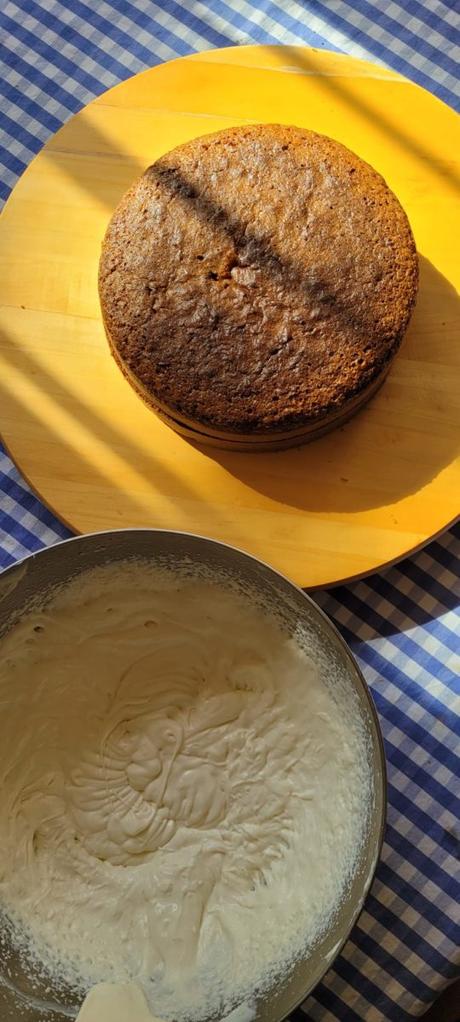 Tarta de Zanahoria con cobertura de queso crema