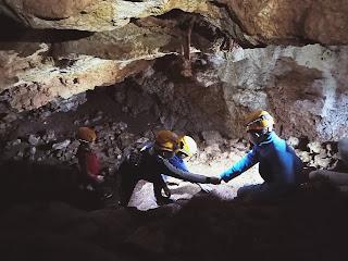 Salida con los más peques: implantando cultura subterránea