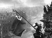 Historia imagen: Izando bandera sobre Reichstag