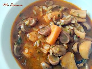 GUISO DE HABAS CON CHOCOS Y ARROZ