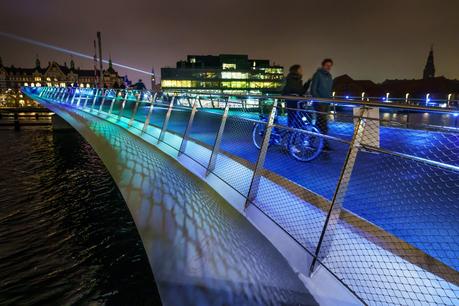 Festival de Luz de Copenhague: ¿Cómo la iluminación transforma la dinámica de una ciudad?