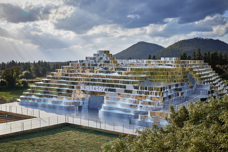 The Imagined Landscapes, Burberry, Corea del Sur