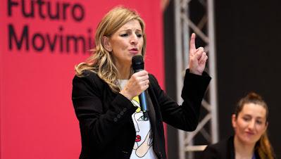 Yolanda Díaz: “Es una indignidad que una empresa española huya a otro país por razones fiscales”