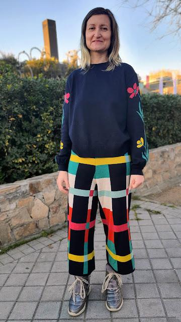 Flores y cuadros outfit