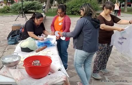 La Seccional de Aten  realizó la jornada del 8M en Piedra del Águila