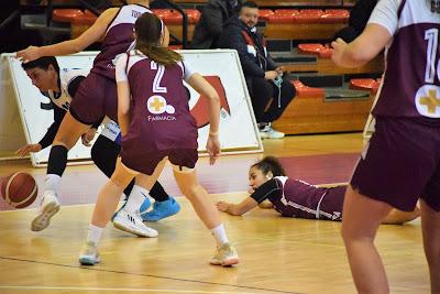 Galería de clics del Bàsquet Femení Sant Adrià-Vilabàsquet Viladecans (Liga Femenina 2) Galería de clics del Bàsquet Femení Sant Adrià-Vilabàsquet Viladecans (Liga Femenina 2)