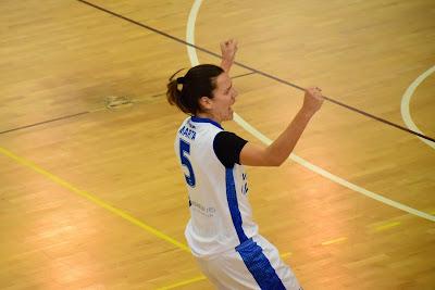 Galería de clics del Bàsquet Femení Sant Adrià-Vilabàsquet Viladecans (Liga Femenina 2)