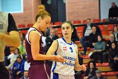 Galería de clics del Bàsquet Femení Sant Adrià-Vilabàsquet Viladecans (Liga Femenina 2)