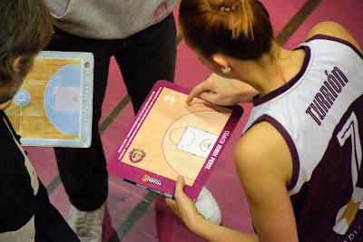 Galería de clics del Bàsquet Femení Sant Adrià-Vilabàsquet Viladecans (Liga Femenina 2)