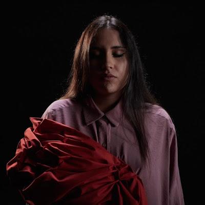 Simona; Video Musical de Arisa Vedra