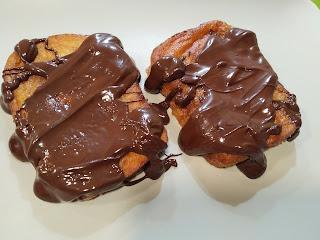 TORRIJAS CUBIERTAS DE CHOCOLATE