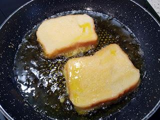 TORRIJAS CUBIERTAS DE CHOCOLATE