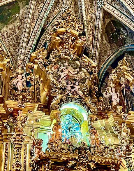 El Convento de Santa Paula (6): el Retablo Mayor de la iglesia.