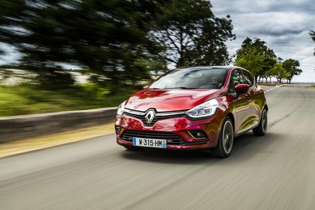 El Renault Clio con 16 millones es el automóvil francés más vendido de la historia El Renault Clio con 16 millones es el automóvil francés más vendido de la historia