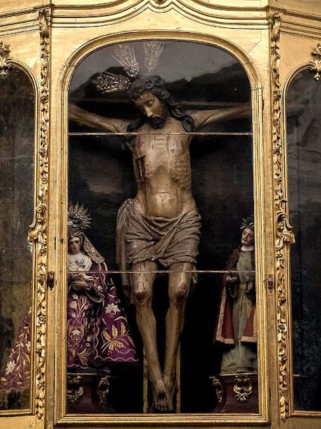 El Convento de Santa Paula (9): el muro de la Epístola de la iglesia.