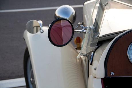 Origen de los espejos retrovisores Origen de los espejos retrovisores