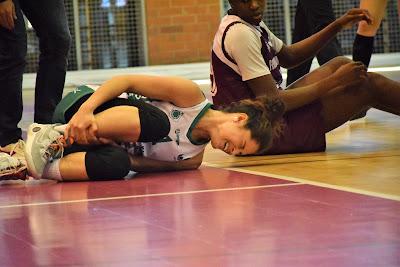 Galería de clics del Bàsquet Femení Sant Adrià-CBF Cerdanyola (Liga Femenina 2)