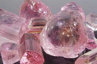 Turmalina rosa Turmalina rosa