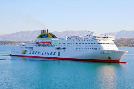 ¿Cómo llegar a Corfú desde Ancona en ferry? Anek Lines Corfu desde Ancona en ferry