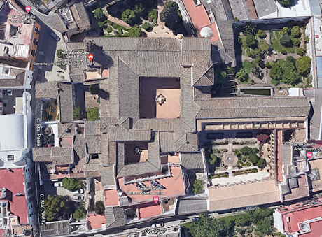 El Convento de Santa Paula (11): la entrada al recinto monacal.