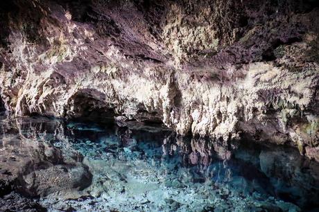 visita a la cueva de kuza tanzania