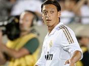 Mesut Özil retira fútbol