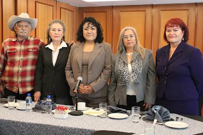 TRES HERMANOS UN CAMINO: DESPROPÓSITO Y DESPOJO