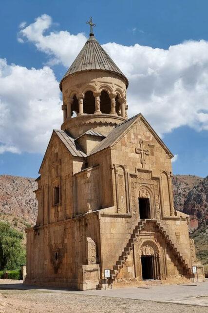 Monasterio-Noravank