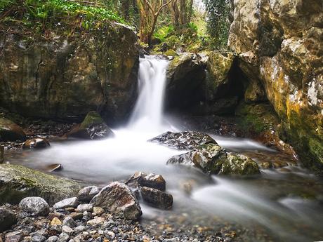 La Peña Serandi por las Foces de Las Xanas y los Picarós