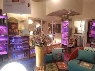 Muy bonita librería:  Tannhäuser Cáceres