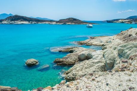 playa paraíso isla griega en cícladas