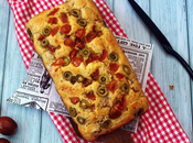 Pastel salado atun, aceitunas tomate