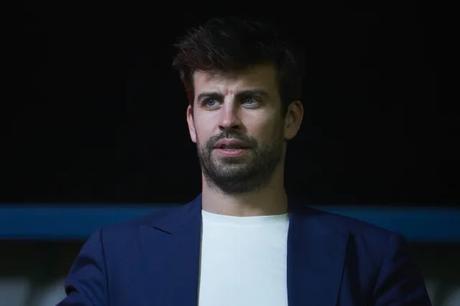 #Colombia: #España:  |  El incómodo momento que vivió Gerard Piqué (@3gerardpique) con una fanática de Shakira (@shakira)  | (VIDEO)