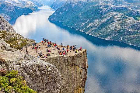 15 atracciones turísticas mejor valoradas en Noruega Roca del púlpito (púlpitos)