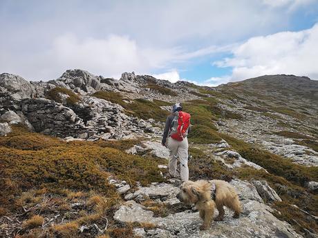 Foz de los Calderones y picos la Portilla y Machaos